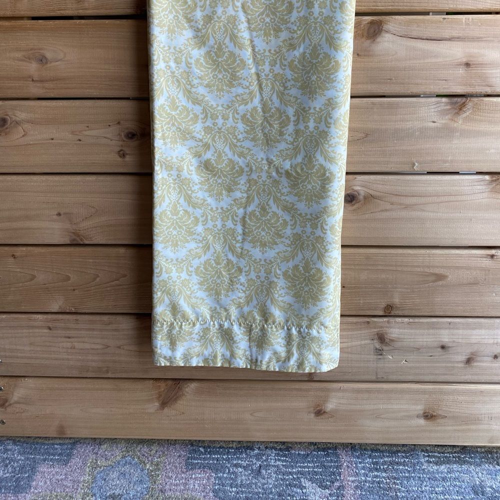 At Home Design Medallion Flat Top Bed Sheet